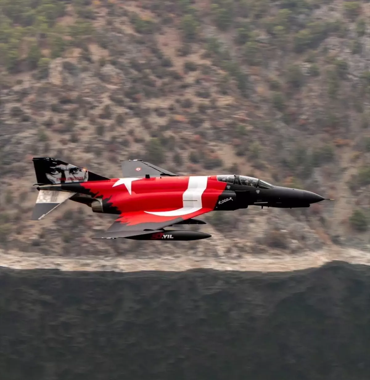 F-4E Phantom 2’ye Türk Bayrağı ve Atatürk